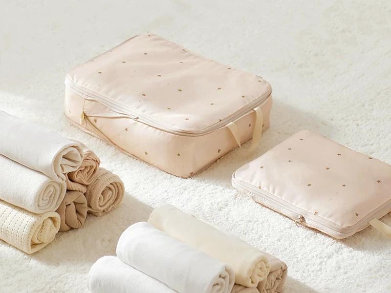 Supporting product composition visual for compression clothing organizer direction